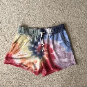 ❗️Item will be gone July 1st❗️So Junior’s Lounge Life Short